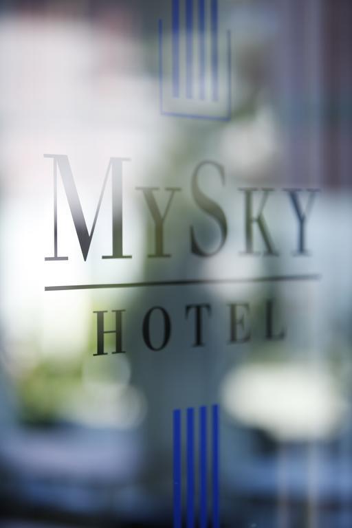 Mysky Hotel Pulheim Eksteriør billede
